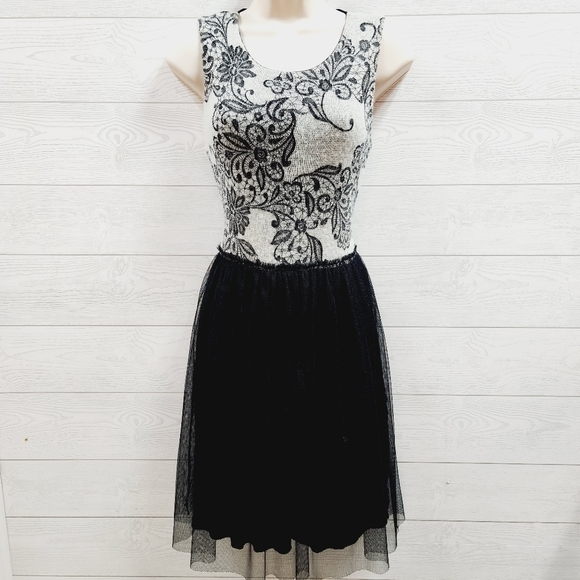 Anthropologie Dresses & Skirts - Anthropologie Weston Wear Dress